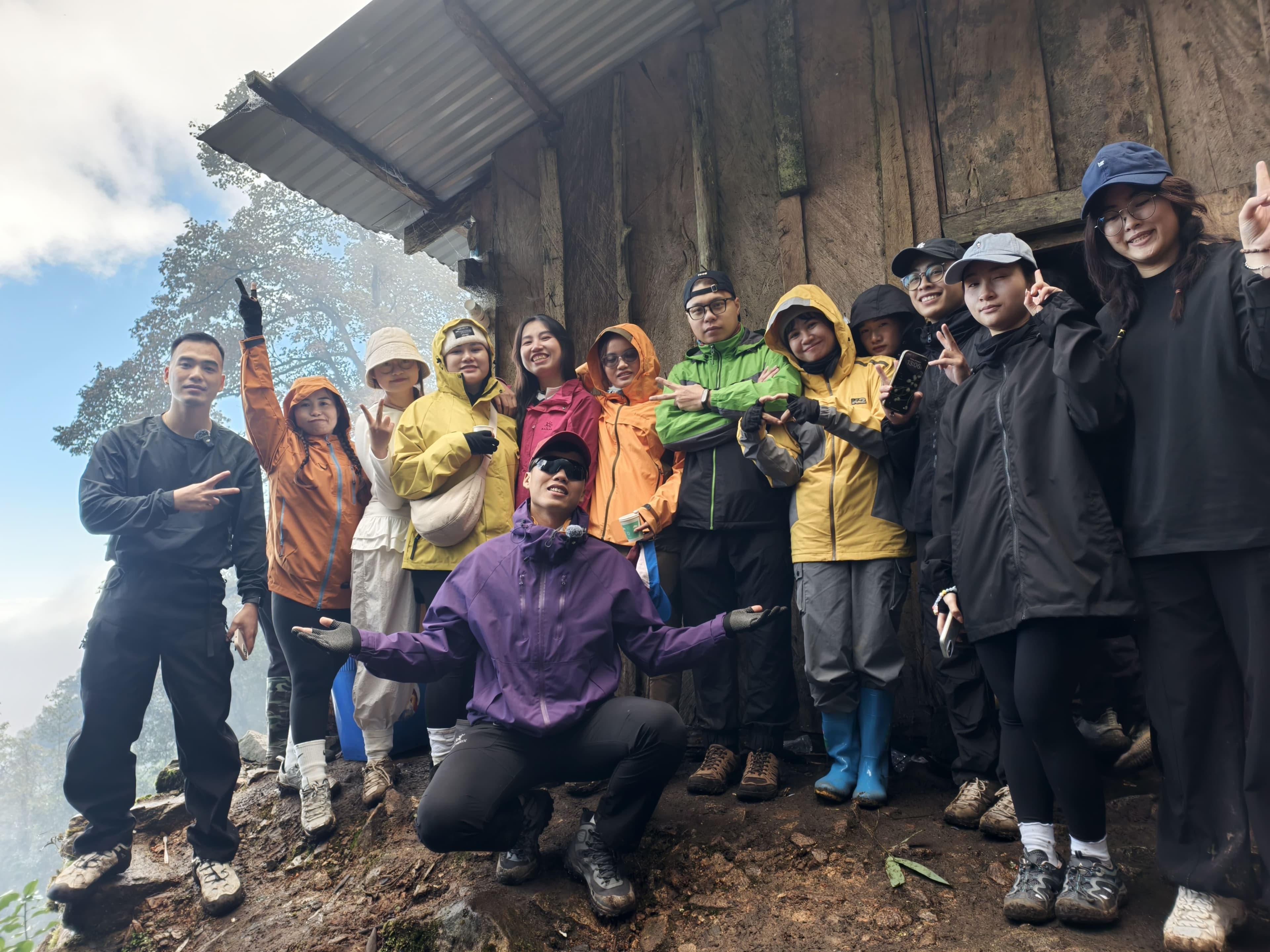 Ngũ Chỉ Sơn 2858m 2